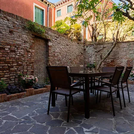 San Vio Palace Luxury Apartments-2